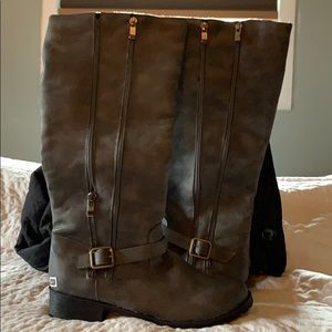 Black brand New BOOTS 👢